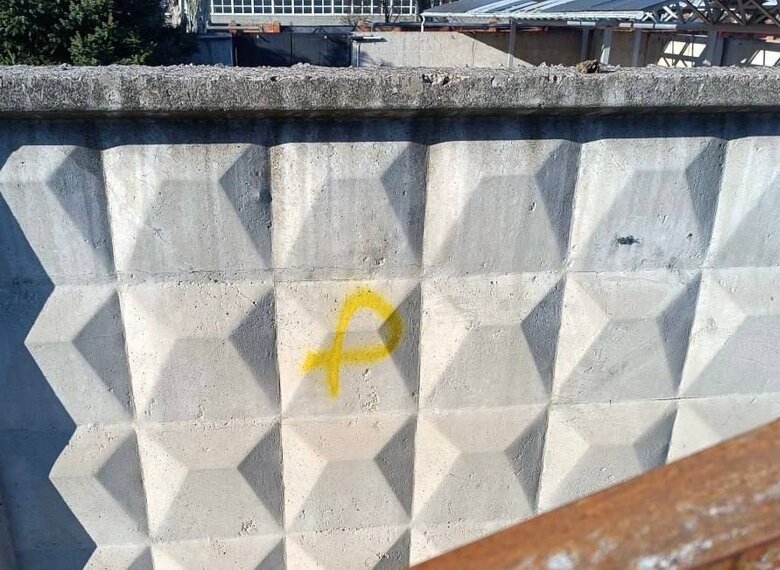 Луганськ хоче додому: Активисты Желтой Ленты продолжают сопротивление в оккупированном городе 02