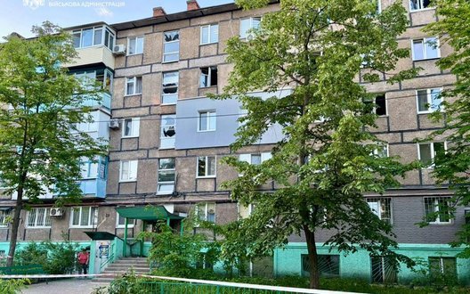 Атака на Дніпро: постраждала жінка, пошкоджені житлові будинки. ФОТО