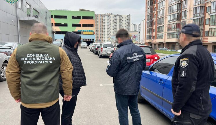 Использовали подчиненных для строительства собственного дома: в суд направлено дело против двух экс-военных, - прокуратура. ФОТОрепортаж