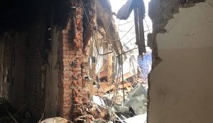 Тіло жінки знайшли під завалами в Харкові
