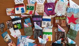 На Херсонщині школярів змусили писати листівки для російських військових