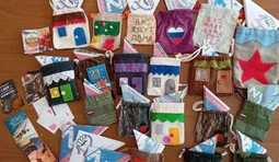 На Херсонщині школярів змусили писати листівки для російських військових