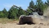 Випробування модернізованого танка Т-72АМТ: стрільба керованою ракетою "Комбат". ВIДЕО