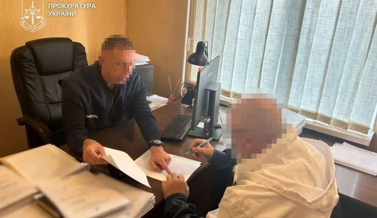 На Дніпропетровщині чоловік вистрілив у 13-річного хлопця через шум мопеда: дитину госпіталізували