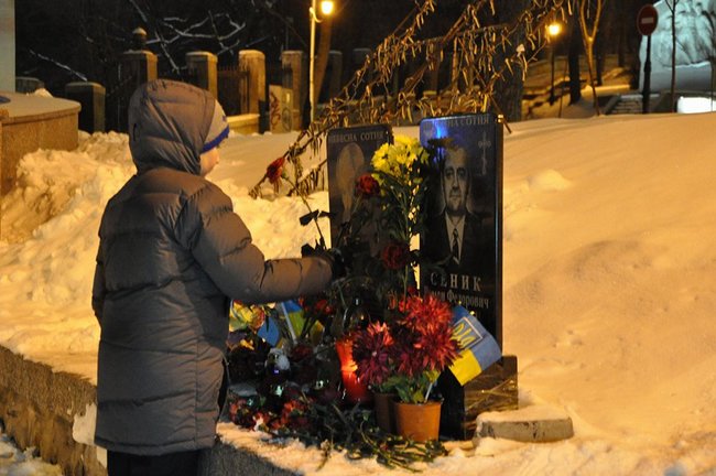 В центре Киева почтили память первых жертв Революции Достоинства 01 В центре Киева почтили память первых жертв Революции Достоинства 01
