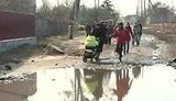 "Заложники дороги" взбунтовались на Житомирщине: "К нам не может доехать даже "скорая". ВИДЕО