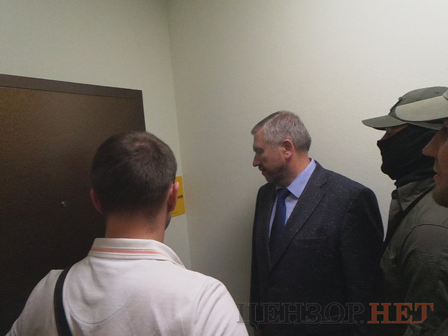Court arrests ex-National Guard commander Yurii Allerov 03