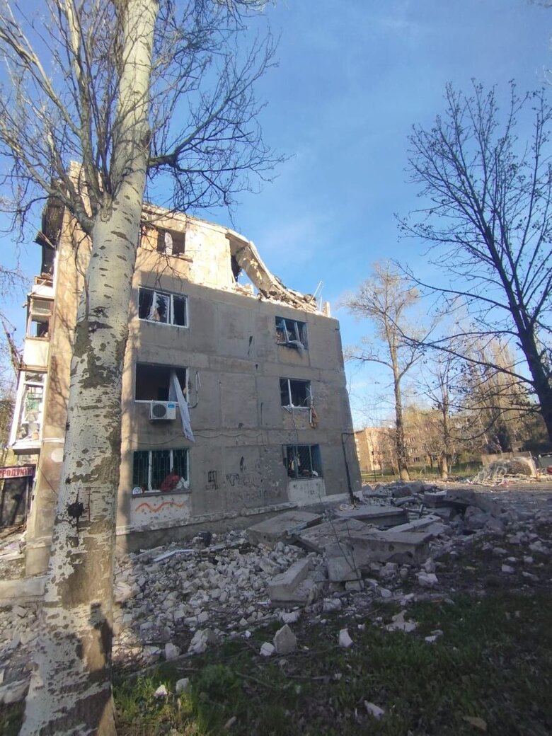 Day in Donetsk region: missile strikes on Kostiantynivka and shelling of Kurakhove, Avdiivka, and Siversk 02