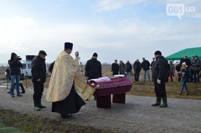 похороны солдаты иловайск неизвестные