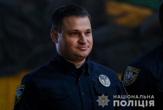 Нацполиция выпустила на украинские дороги автобус-призрак 05