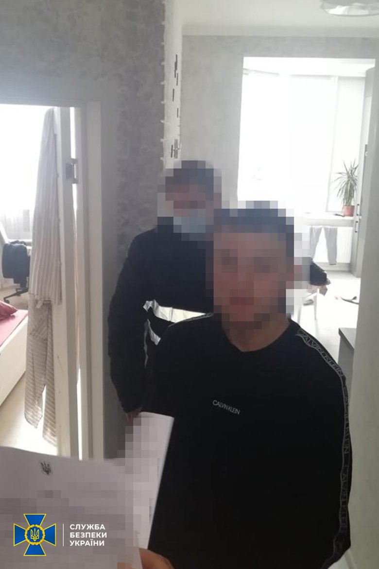 Собирал подписи за импичмент президента и продвигал идею о пребывании Украины под внешним управлением: СБУ разоблачила пророссийского агитатора 01