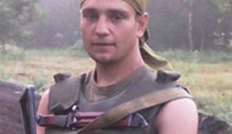 Останки українського воїна Олега Алексанича, який загинув у 2014 році під Іловайськом, перепоховали на Дніпропетровщині. ВIДЕО