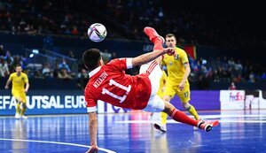 Росія скаржиться на Україну в УЄФА за "Путін - х#йло!"