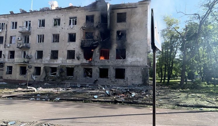 Враг обстреливал два района Донецкой области: есть жертвы и разрушения. ФОТО