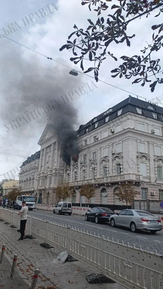 Дрон вдарив по будівлі СБУ в Києві 4 вересня