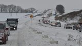 Hundreds of cars trapped by snow storm in Poltava region, entry to region to be banned for all modes of transport from 2 p.m. PHOTOS