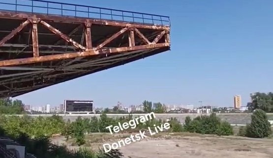Заброшенный и разрушенный стадион "Шахтер" в оккупированном Донецке. ВИДЕО