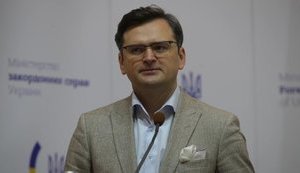 Украина собирается отменить запрет на въезд иностранцев, введенный из-за COVID-19, - Кулеба