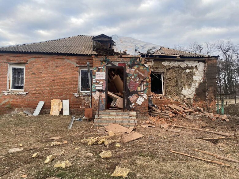 Бібліотека у Липцях після обстрілу