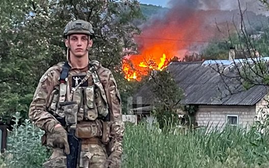 Один десантник вийшов проти танка: воїн 80 ОДШБр про бої у Вознесенську у 2022 році. ВIДЕО