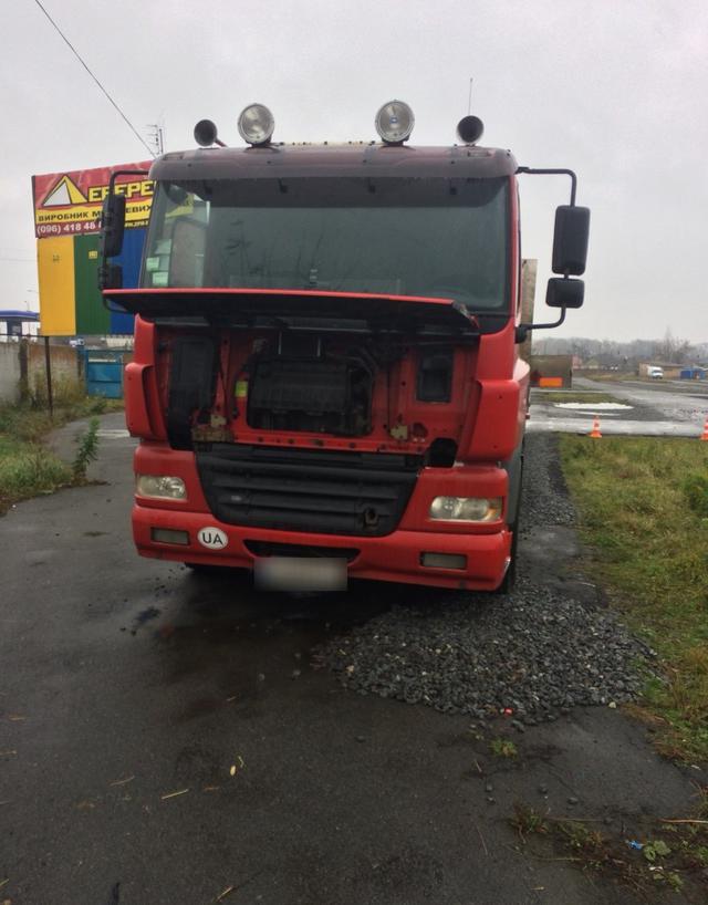 В Хмельницкой области налоговики ликвидировали незаконную передвижную газозаправочную станцию 01