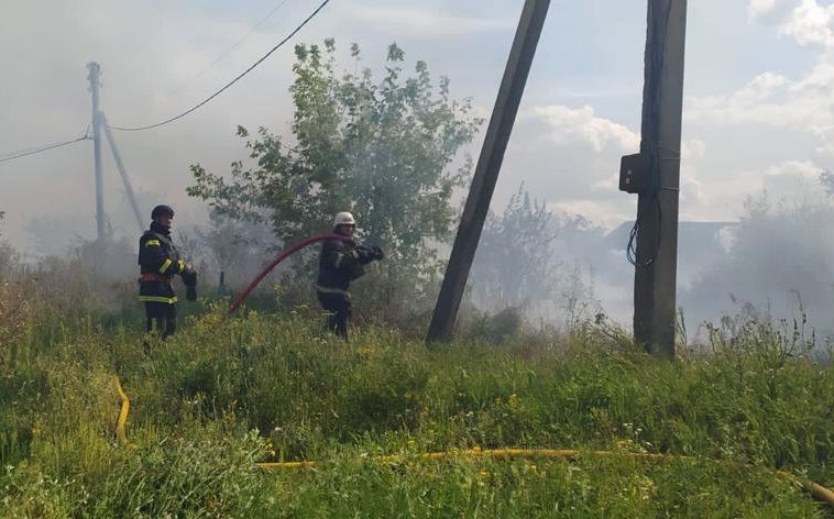 Окупанти вдень завдали масованого артилерійського удару по Вовчанську 02