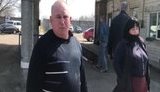 Мати загиблого героя України Сергія Амброса висадили з маршрутки посеред дороги в Черкасах, мотивуючи нібито відсутністю пільги, - Нацкорпус. ВIДЕО