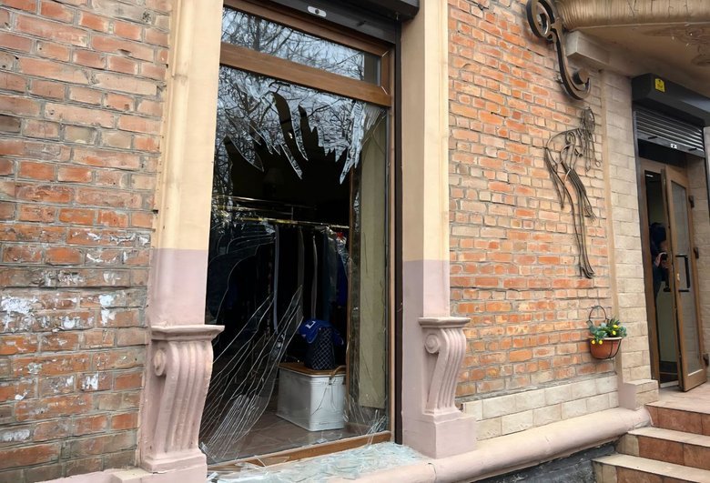 Нікополь після обстрілу