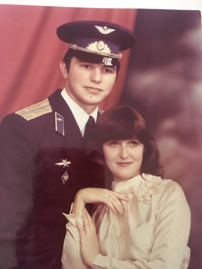 Льотчик Ігор Табанюк: Якщо аеродром, який я відновив, роздеребанять, я втрачу сертифікацію - і в Коломиї більше не буде підготовки льотчиків 09