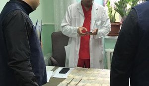 Прокуратура направила в суд дело в отношении двух чиновников Института рака, подозреваемых в организации схемы обогащения за счет онкобольных пациентов. ФОТО