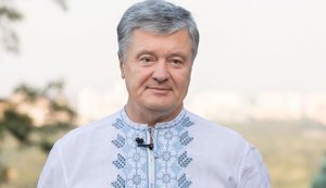 Порошенко в річницю Хрещення Руси-України: Визнання ПЦУ іншими церквами могло б відбуватися швидше, якби нинішня влада не вмила руки, повторюючи "какая разница". ВIДЕО