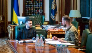 Зеленський заслухав доповідь Хмари: "Постійно йде планування нових операцій СБУ, які змінюють хід війни"