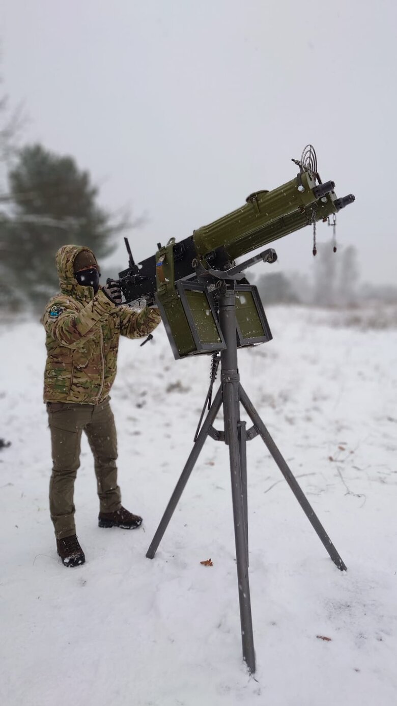 Інструктор Андрій Миць: Телефон на війні – це смерть! Просто питання часу 02