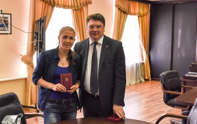 Біатлоністку Джиму нагороджено орденом За заслуги II ступеня 02 Біатлоністку Джиму нагороджено орденом За заслуги II ступеня 02