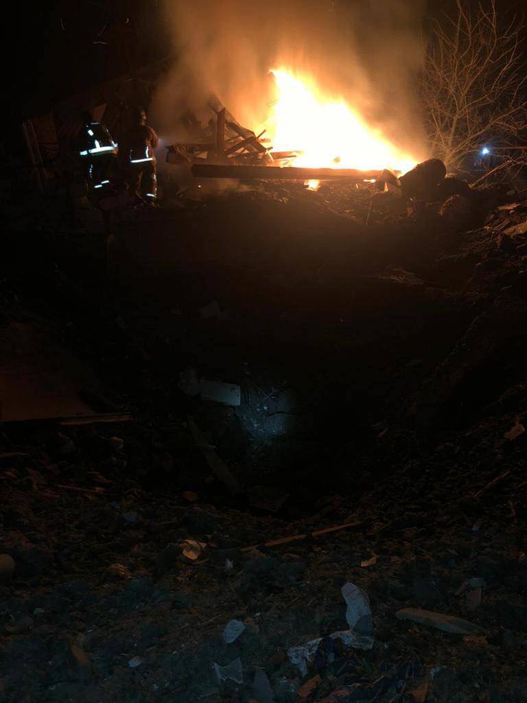 Ворог здійснив авіаудар керованою авіаційною бомбою по Білопіллю (оновлено) 03