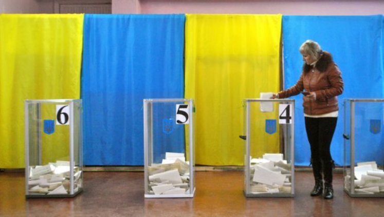 Более 325 тысяч украинцев сменили место голосования во втором туре выборов, - глава ЦИК Слипачук. ИНФОГРАФИКА