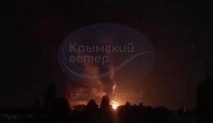 В оккупированном Крыму раздаются взрывы: сообщается об атаке дронов, горит нефтебаза. ВИДЕО