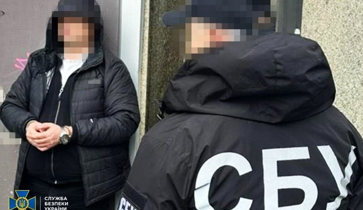 СБУ разоблачила преступную группировку медиков в Черкасской области, которая занималась "схемами для уклонистов". ФОТОРЕПОРТАЖ