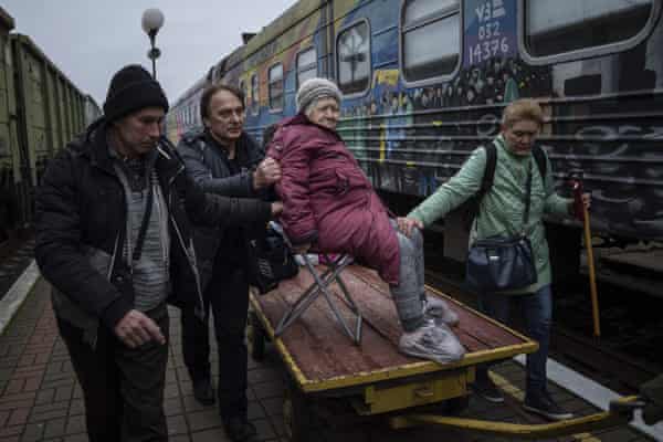 Українець Малолєтка став найкращим фотографом року за версією The Guardian 26