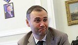 Суд отменил арест квартир и паркомест жены экс-министра финансов Колобова