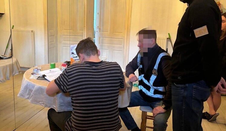 Завдав понад 200 тис. грн збитків підприємству оборонної сфери - у Конотопі повідомлено про підозру директорові ТОВ
