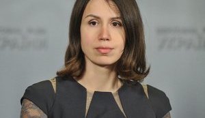 Чорновол предъявили обвинения по 8 статьям: за препятствование Партии регионов и за массовые убийства