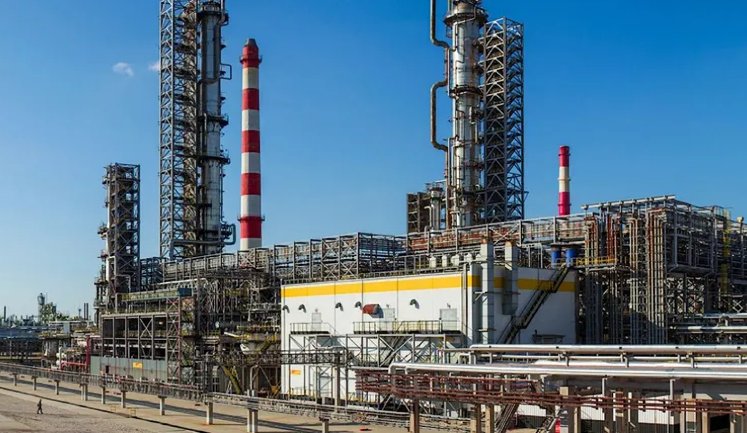 Україна здійснила рекордну кількість атак по нафтовій інфраструктурі Росії у листопаді, — Bloomberg