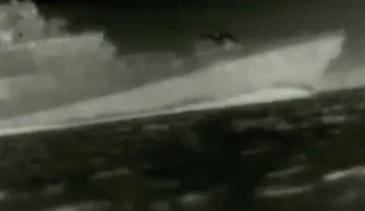 Exclusive footage of burning Russian ships in Sevastopol: At least 3 caliber carriers destroyed. VIDEO