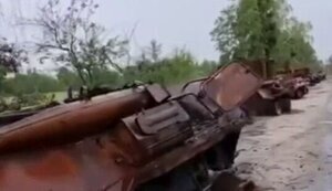 Ранее неизвестная колонна техники российских оккупантов уничтожена под Чернобылем в начале агрессии. ВИДЕО