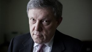 Приїдуть символічні постаті, ніяк не пов'язані з інвестиціями: президент Гвінеї і, як зазвичай, Назарбаєв, - Явлінський про Петербурзький економічний форум. ВІДЕО