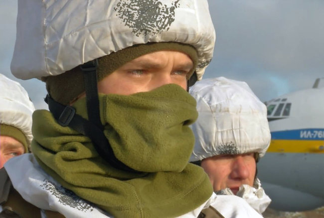 Десантні підрозділи перекинуто на російсько-український кордон 03