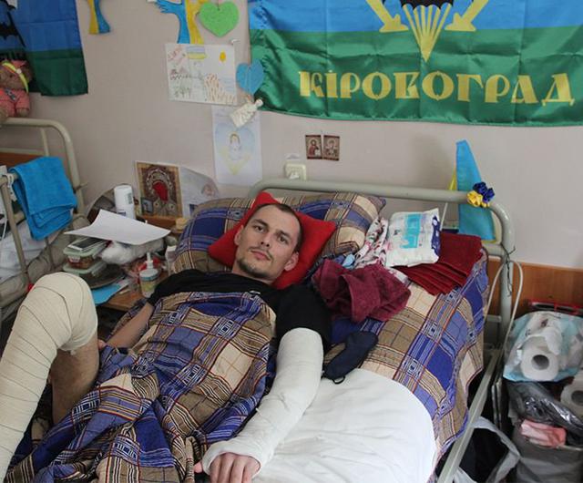 Я був лежачий. Руку мені мали відрізати, - перший пацієнт проекту Біотех-реабілітація поранених прийшов у клініку на своїх двох 02 Я був лежачий. Руку мені мали відрізати, - перший пацієнт проекту Біотех-реабілітація поранених прийшов у клініку на своїх двох 02