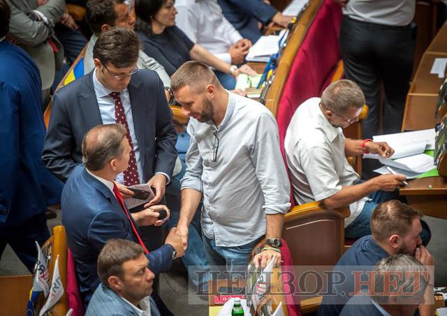Lifting immunity of Dovhyi, Poliakov, Rozenblat, and lack of votes for Deidei and Lozovyi, - drama unveiled in Rada on July 11 05
