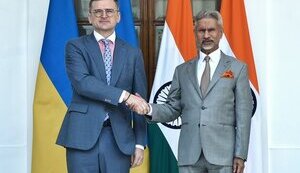 Кулеба вперше з моменту візиту Моді до Путіна провів розмову з очільником МЗС Індії